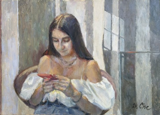 A girl reading a letter