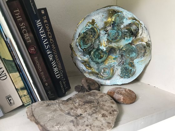 Sculpture Ammonites Fossilized In Silver And Gold II