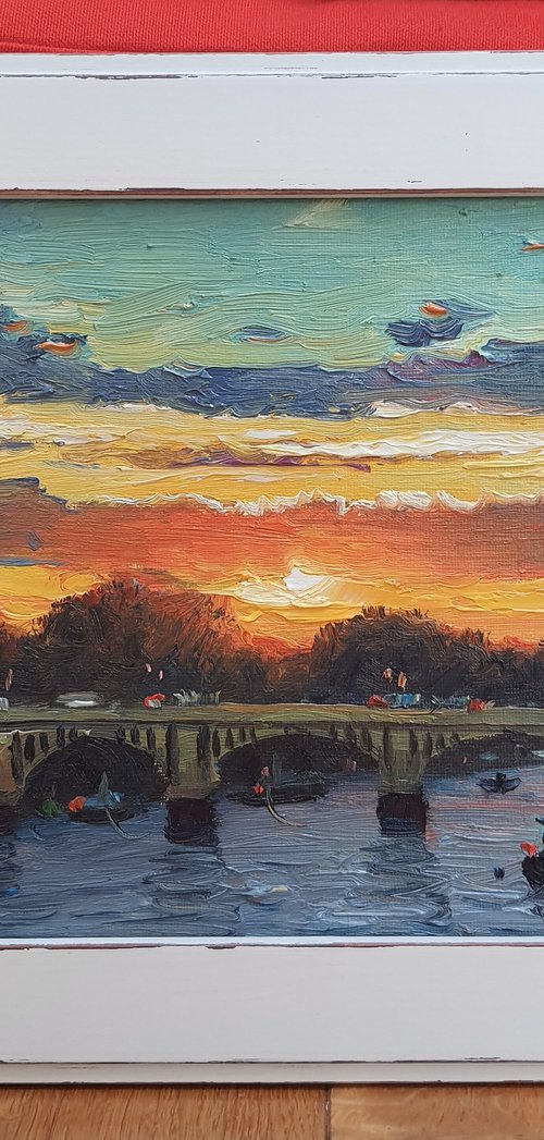 London Twickenham railway bridge sunset by Roberto Ponte