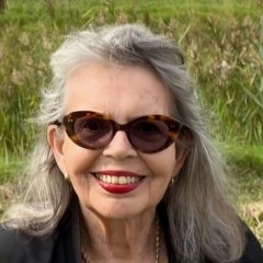 Visit Nelly van Nieuwenhuijzen shop