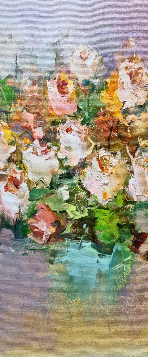 Creme roses by Hennadii Penskyi