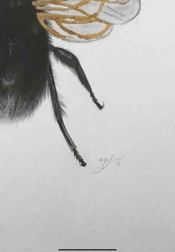 Gold leaf bumblebee