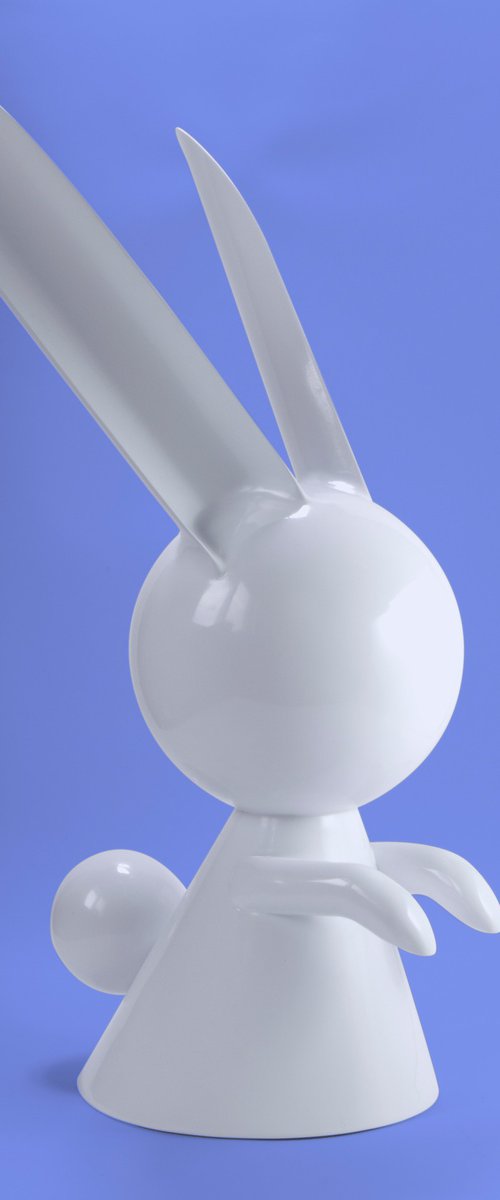 White metal bunny by Anna Lutrea