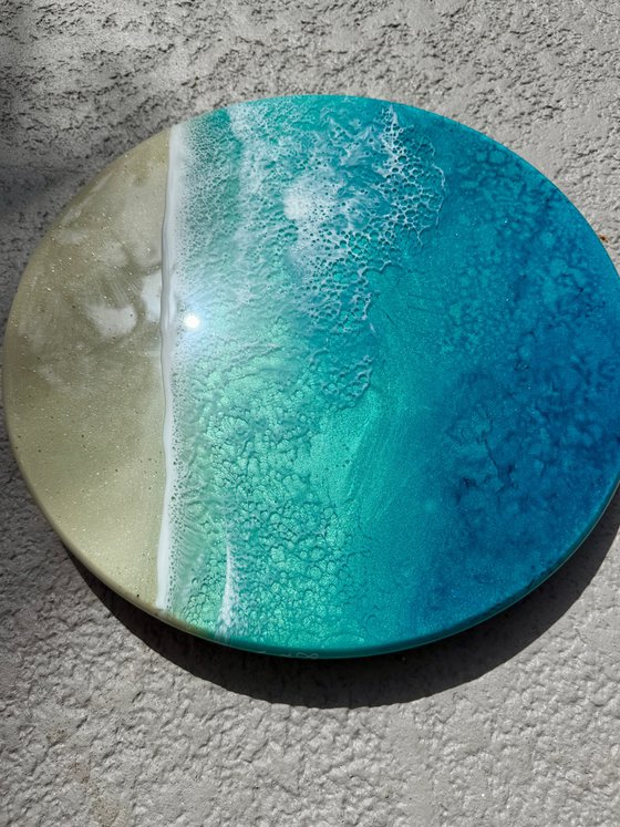 Round ocean #104