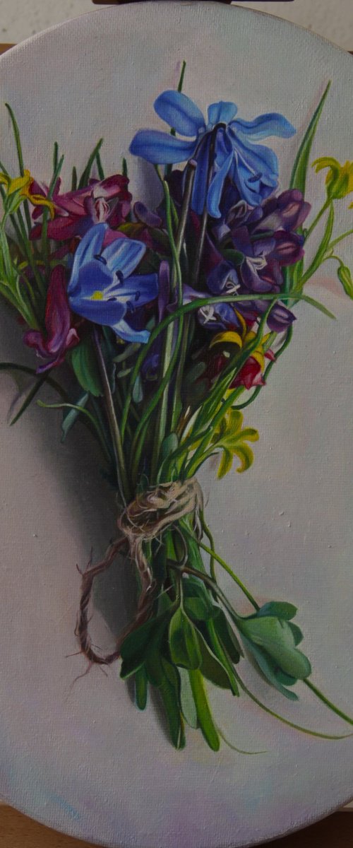 Early Spring Flowers by Darya Klunnikova