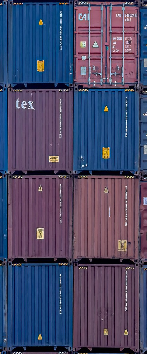 CONTAINER GEOMETRIES by Fabio Accorrà