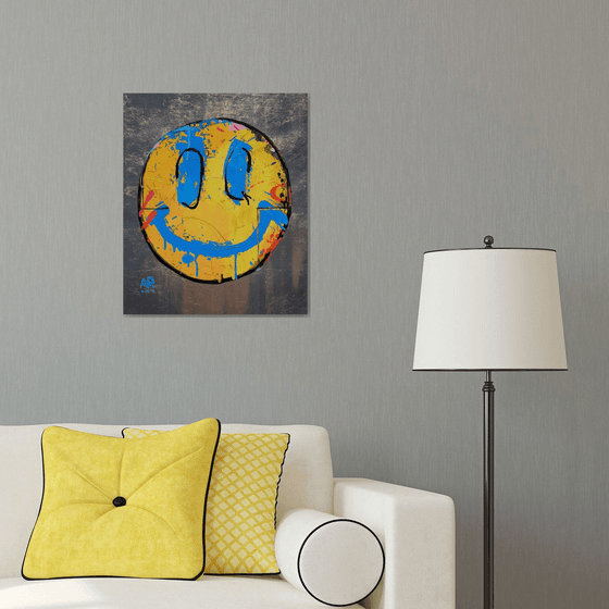 GOLDEN SMILE