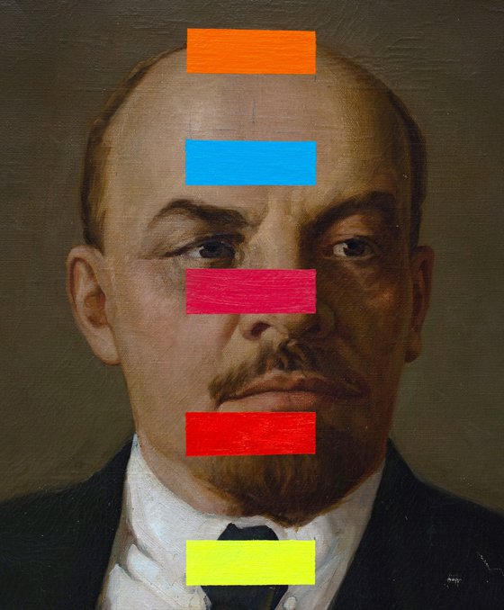 Lenin With a Color Test