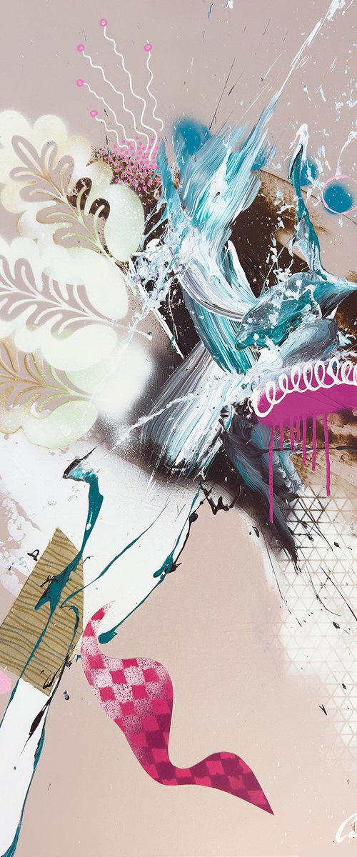 Feathered flow by Carolina Alotus