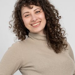 Visit Alena Kuschnereit shop