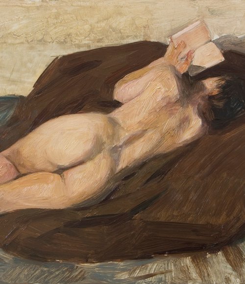 nude woman reading by Olivier Payeur