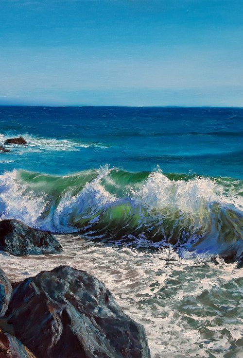 Foamy waves breaking on the beach by Irena Heinz