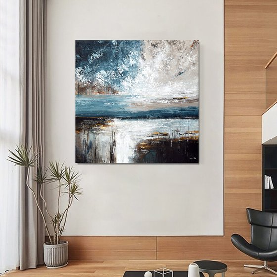 Tide Between Horizons
