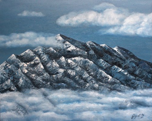 Mountain peak by Julia Gogol