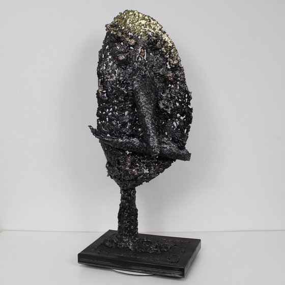 Metal Face Sculpture “Le Blond”