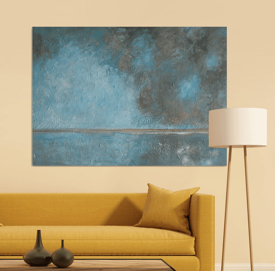 Whisper of the horizon