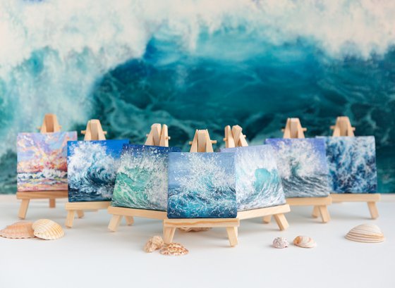 Miniature blue ocean wave