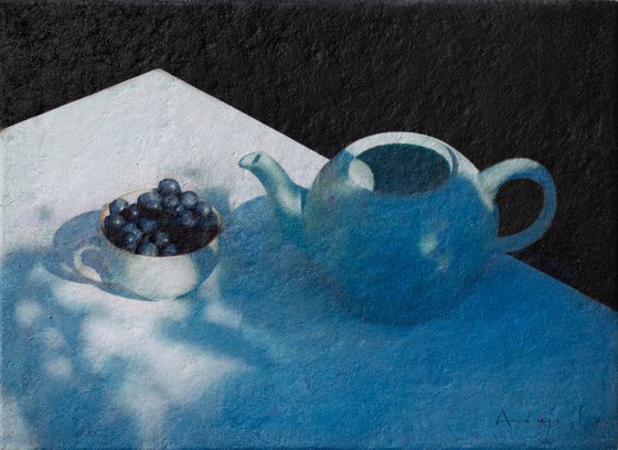 Blueberries and the Teapot