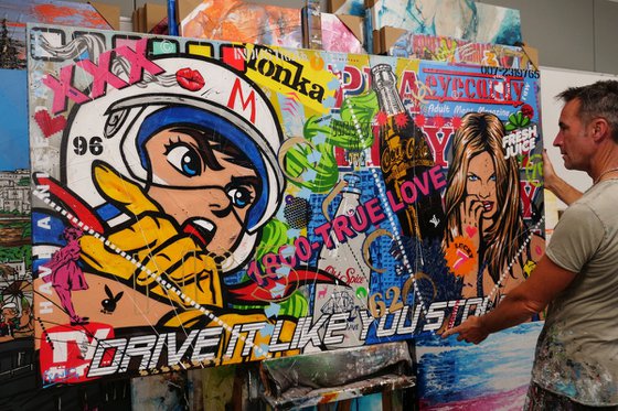 Speedy Stole It 190cm x 100cm Speed Racer Textured Urban Pop Art