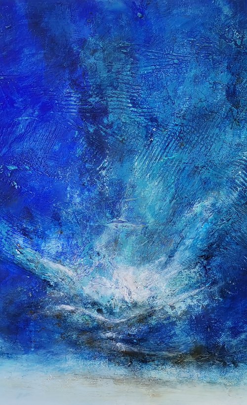 Deep blue by Doris Duschelbauer