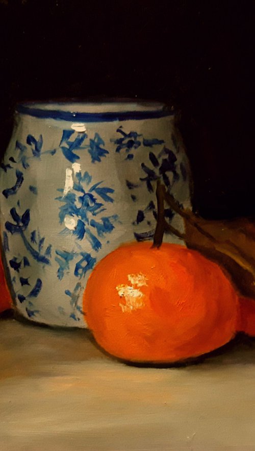 Clementines and chinese pot by José DAOUDAL
