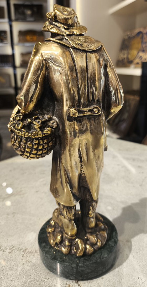 The Old Rose Seller