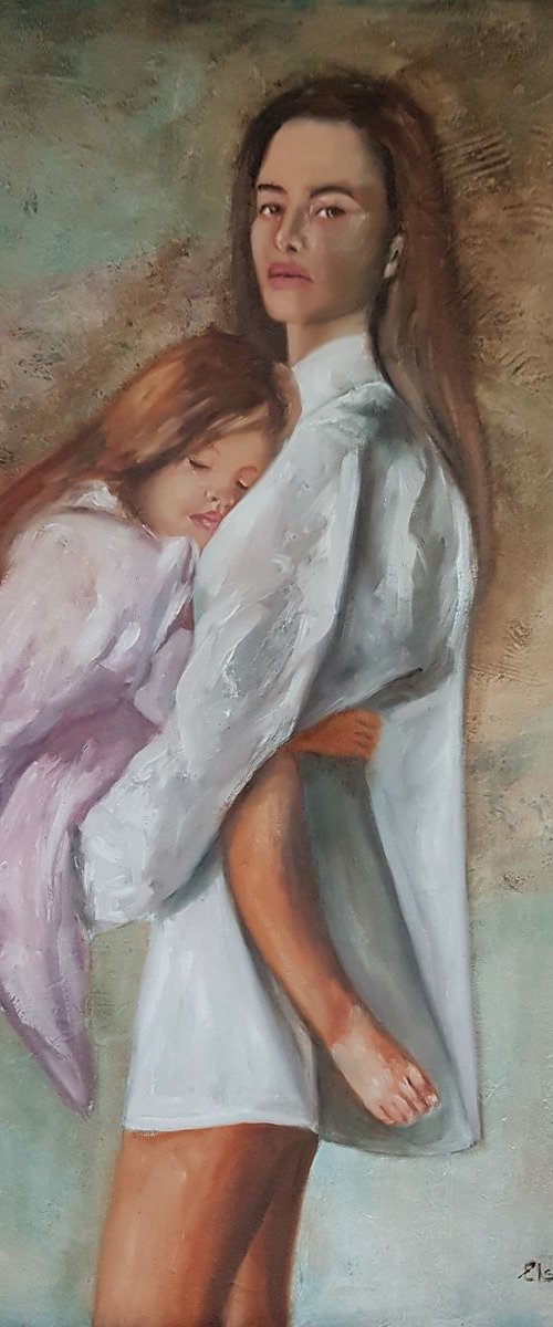 Mother holding her child by Els Driesen