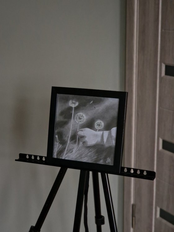 ''Hands of Childhood''