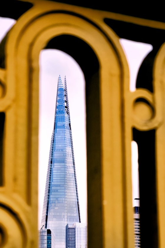 Golden frame : The shard May 2021 (Southwark Bridge)  2/20 12X18