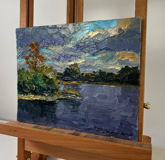 A Moment before the First Drop of Rain