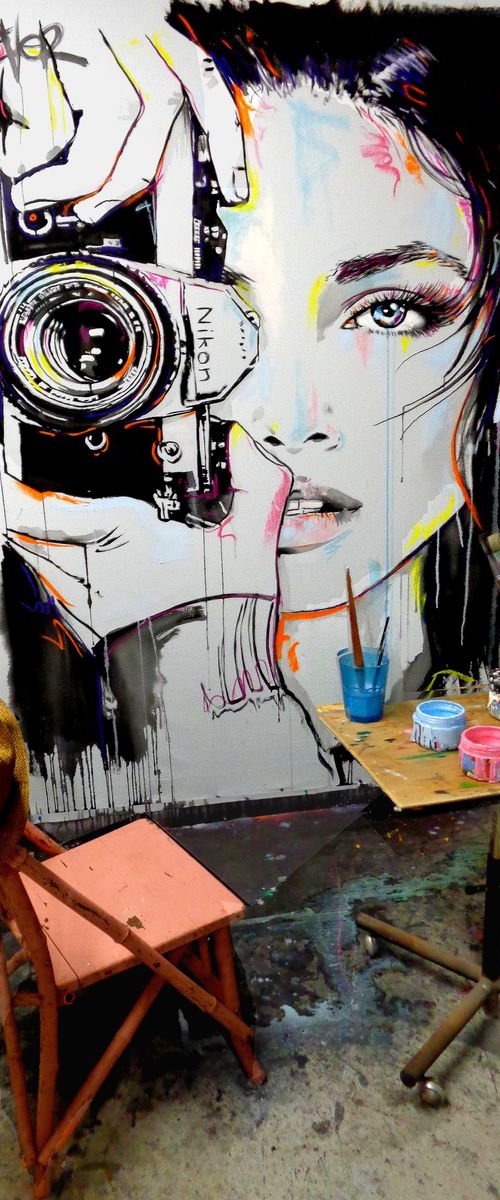 A BIGGER ZOOM by Loui Jover