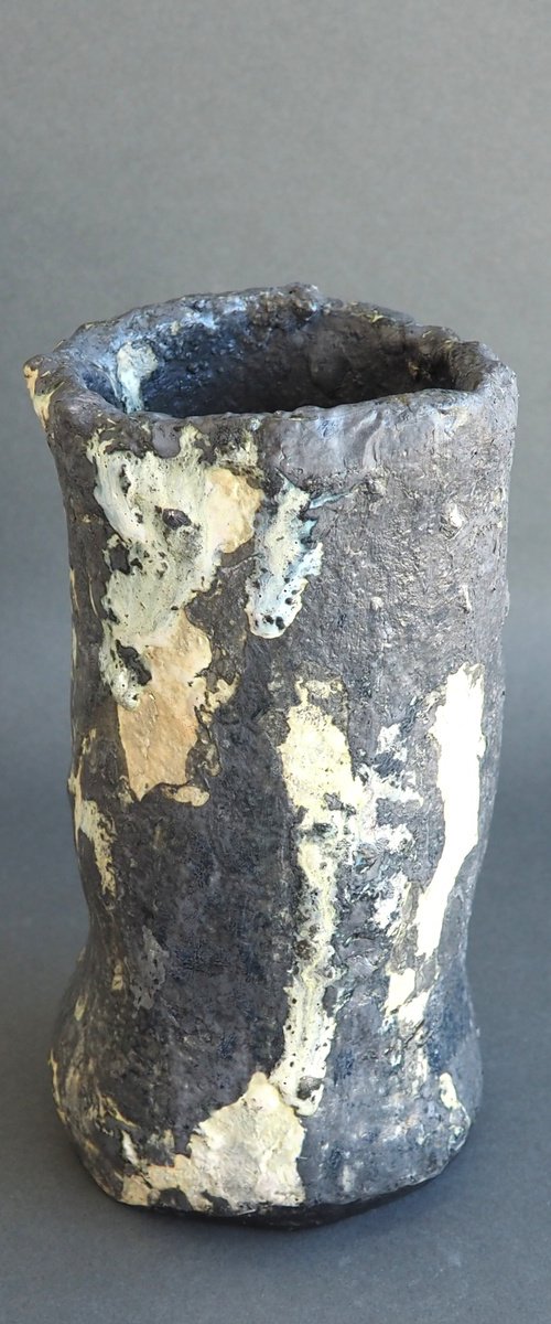 Bitumen Cylinder by Linda Cares