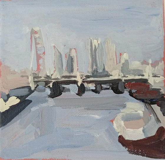 Dinky London City View from the Thames Path