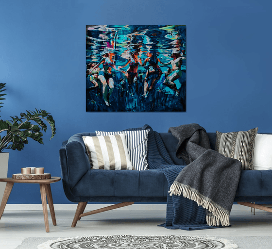 Dancing in the liquid light