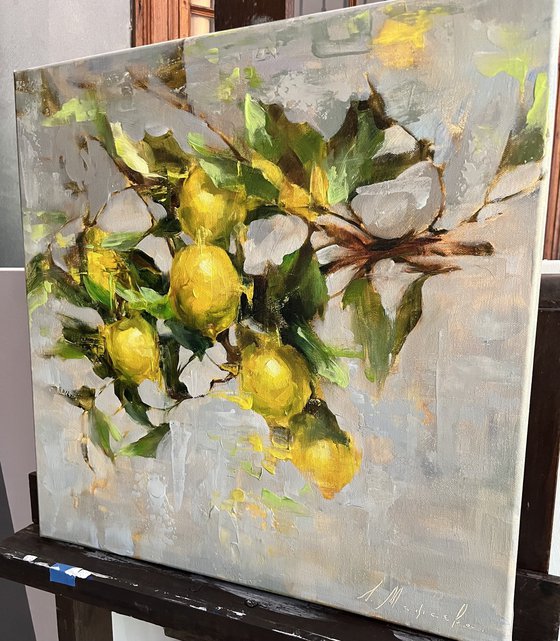 BRACH WITH LEMONS