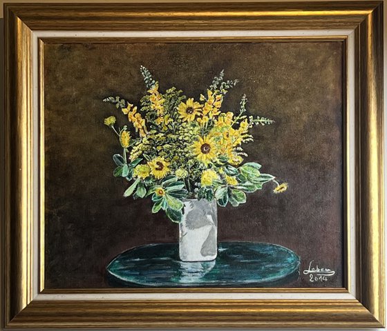 Yellow daisies flowers