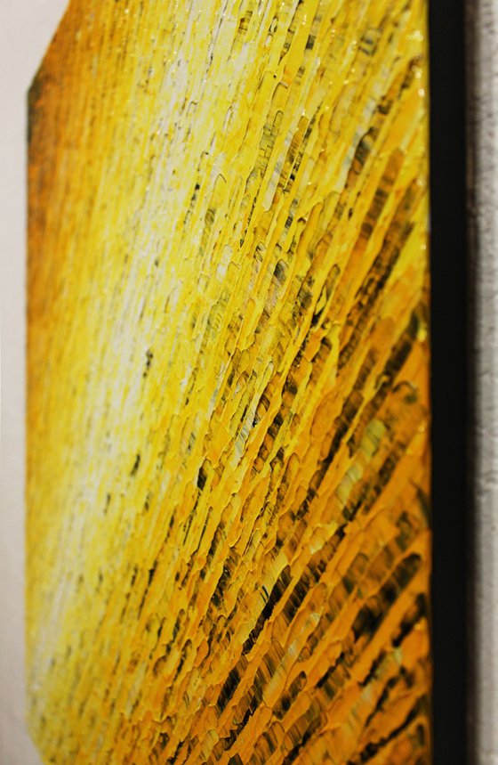 White yellow knife texture