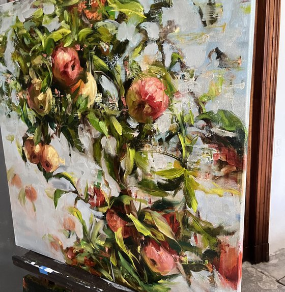 BRIGHT APPLES