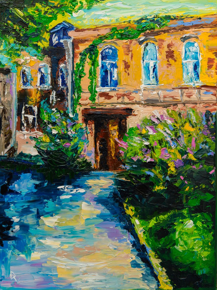 Impressionistic Cityscapes Oil Painting By Vladyslav Durniev, 12 X 16", Moscow Courtyard, Original Artwork