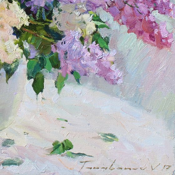 A bouquet of lilacs