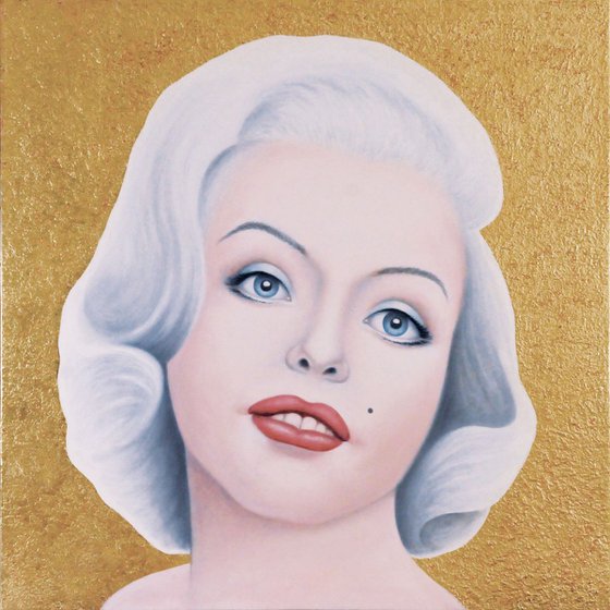SALE! Marylin in Pink on Gold