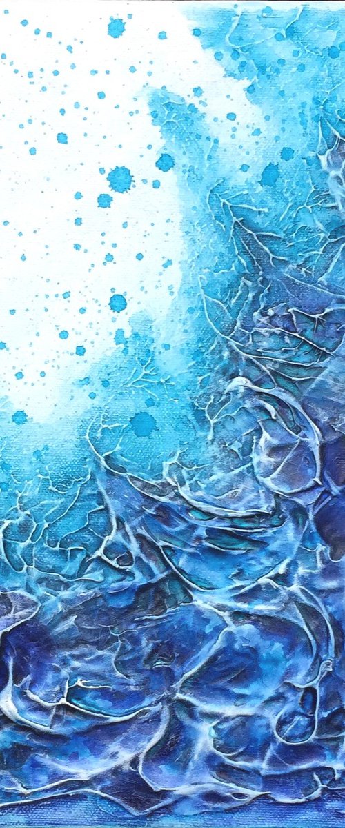 Summer Waves No.4 by Elizabeth McDonough