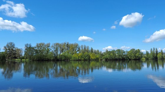 Reflets dans la Seine aux Andelys