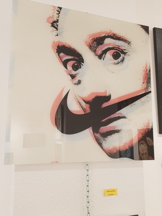 JUST DALI