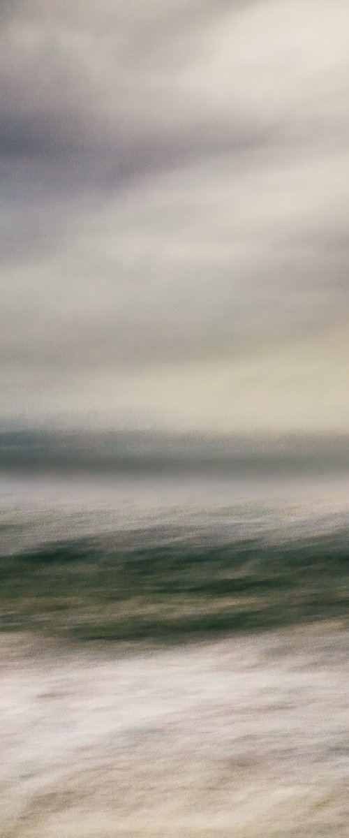 Shiver of the sea by Karim Carella
