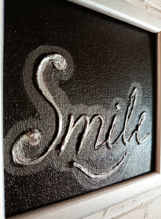 Ready framed gift smile