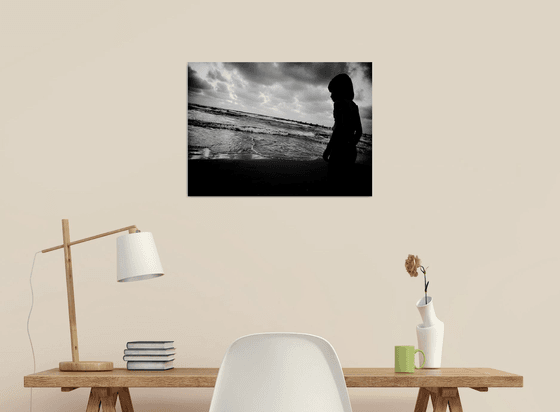 Looking | Limited Edition Fine Art Print 1 of 10 | 45 x 30 cm