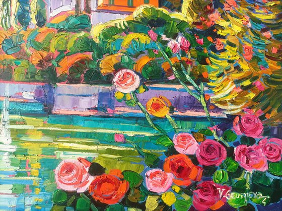 Tender roses at Lake Como