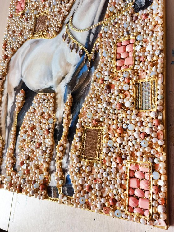 Horse. Pearl painting