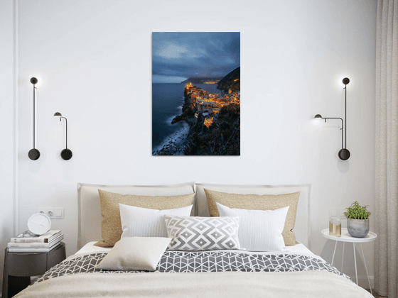 THE LIGHT OF VERNAZZA